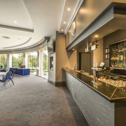 Bar at Manningham Hotel