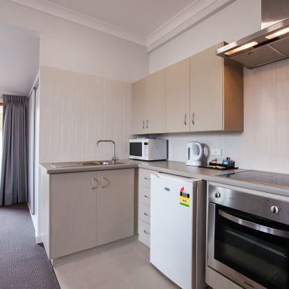 Busselton accommodation includes kitchen in each suite