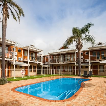 Royal Palms Resort accommodation pool area