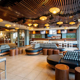 Make the Sands you next destination to unwind with friends in Narrabeen