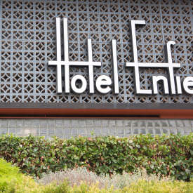 Hotel Enfield in Clearview