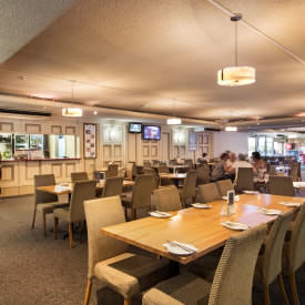 Enjoy a delicious meal at the Enfield Hotel in Clearview